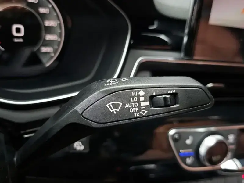 2021 Audi A4 с пробегом 47 137 км