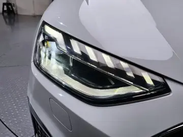 2021 Audi A4 с пробегом 47 137 км