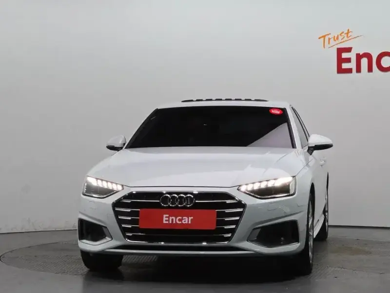 2022 Audi A4 с пробегом 12 483 км