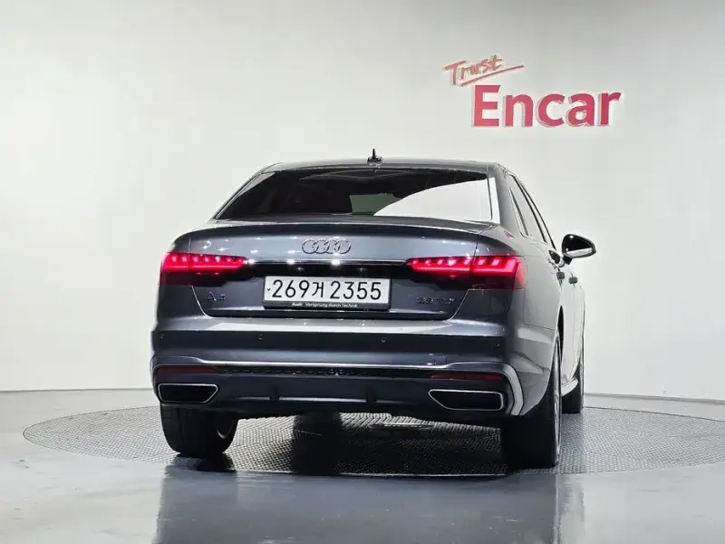 2022 Audi A4 с пробегом 64 549 км