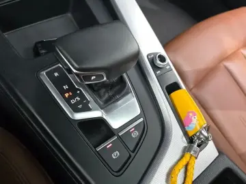 2022 Audi A4 с пробегом 12 483 км