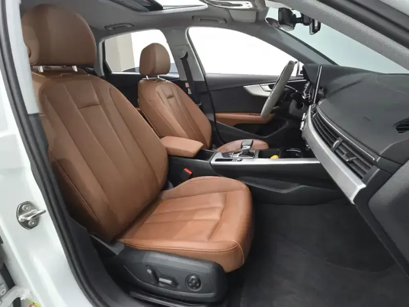 2022 Audi A4 с пробегом 12 483 км