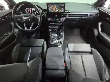 2022 Audi A4 с пробегом 64 549 км