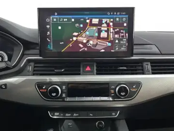 2022 Audi A4 с пробегом 12 483 км