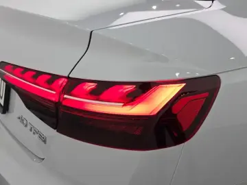 2022 Audi A4 с пробегом 12 483 км