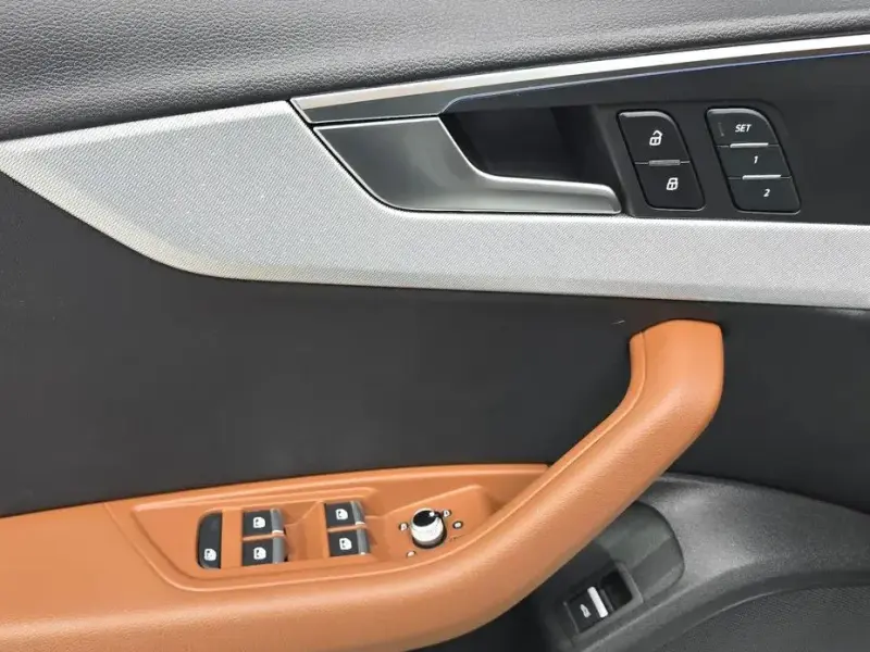 2022 Audi A4 с пробегом 12 483 км