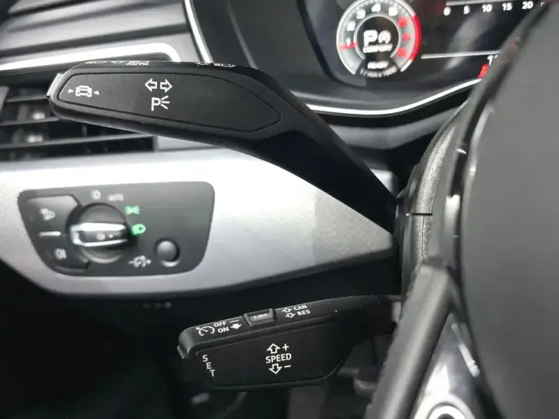 2022 Audi A4 с пробегом 12 483 км