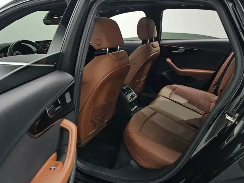 2021 Audi A4 с пробегом 21 655 км