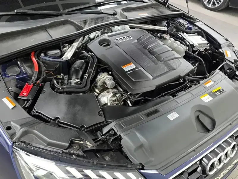 2022 Audi A4 с пробегом 75 082 км