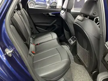 2022 Audi A4 с пробегом 75 082 км