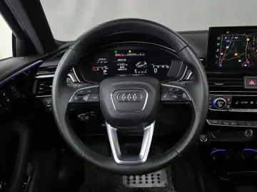 2022 Audi A4 с пробегом 75 082 км
