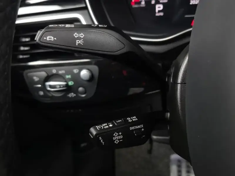 2022 Audi A4 с пробегом 75 082 км