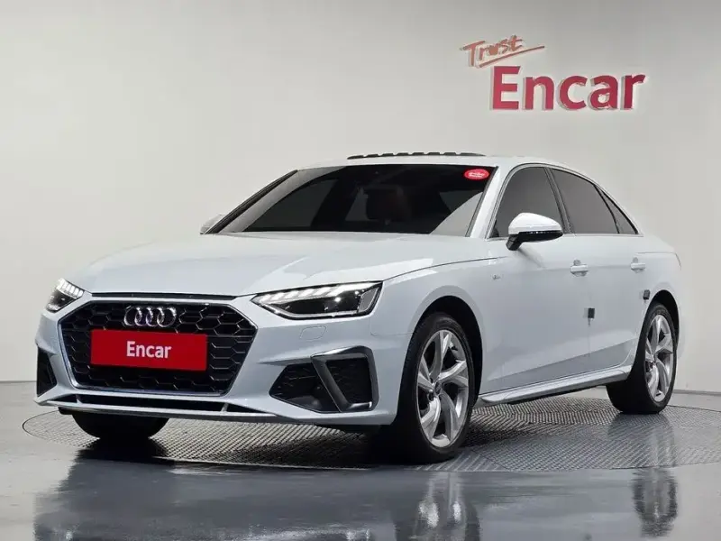 2021 Audi A4 с пробегом 70 624 км