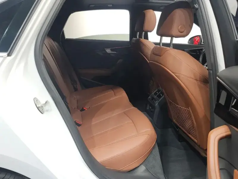2021 Audi A4 с пробегом 70 624 км