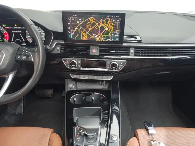 2021 Audi A4 с пробегом 70 624 км