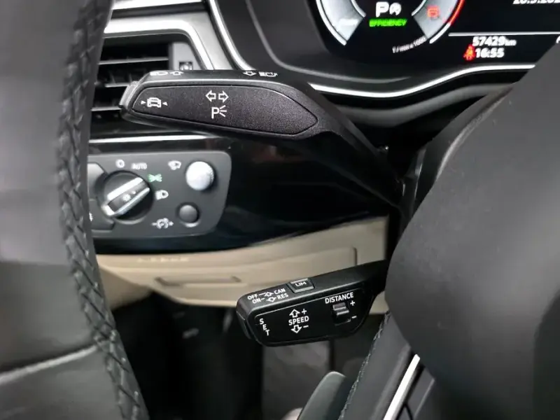 2021 Audi A4 с пробегом 57 429 км