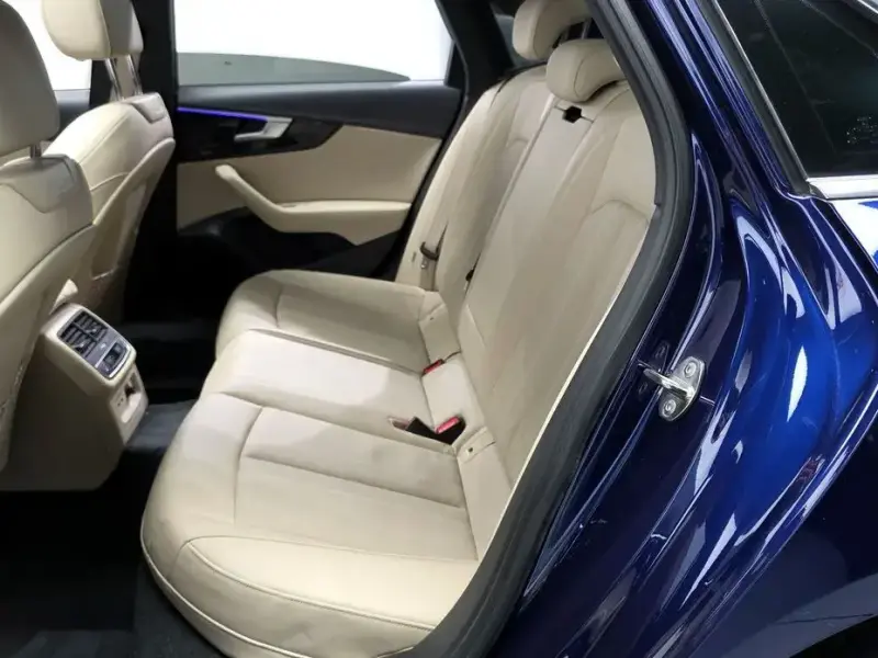2021 Audi A4 с пробегом 57 429 км