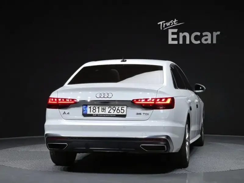 2022 Audi A4 с пробегом 78 271 км
