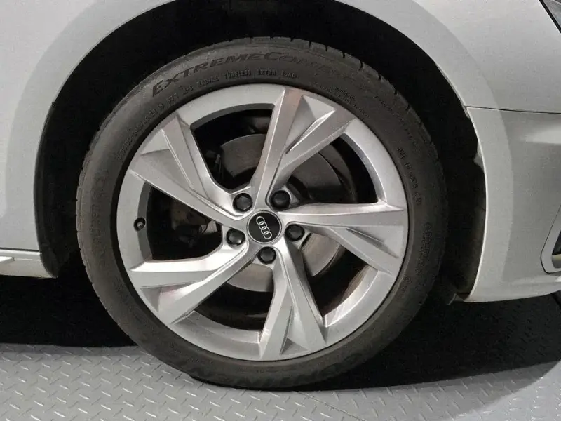 2022 Audi A4 с пробегом 78 271 км