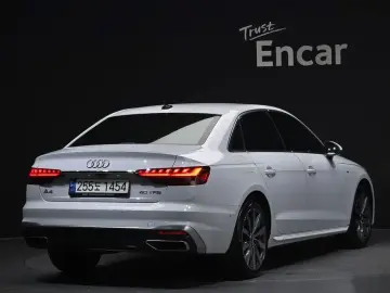 2023 Audi A4 с пробегом 39 650 км