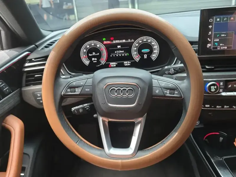 2023 Audi A4 с пробегом 39 650 км