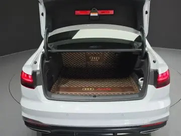 2023 Audi A4 с пробегом 39 650 км