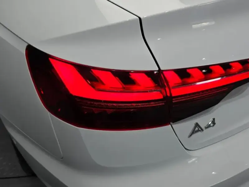 2023 Audi A4 с пробегом 39 650 км