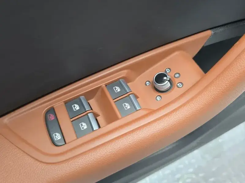 2023 Audi A4 с пробегом 39 650 км