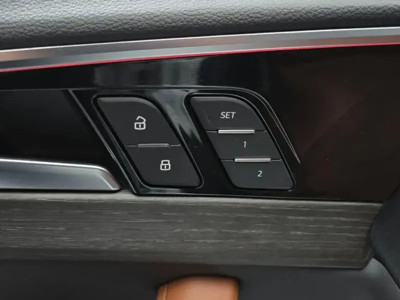 2023 Audi A4 с пробегом 39 650 км