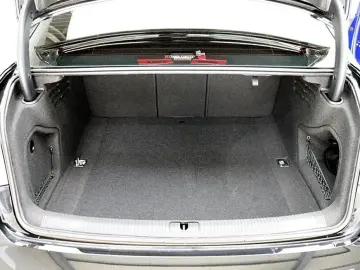 2022 Audi A4 с пробегом 60 843 км