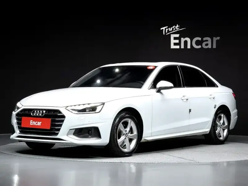 2021 Audi A4 с пробегом 50 084 км