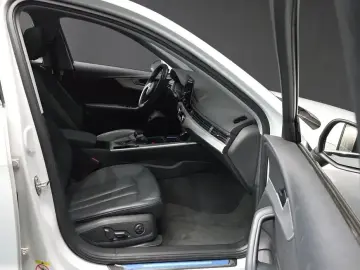 2021 Audi A4 с пробегом 50 084 км
