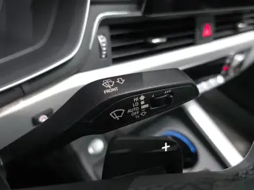2021 Audi A4 с пробегом 50 084 км