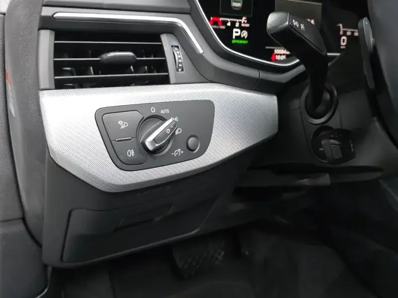 2021 Audi A4 с пробегом 50 084 км