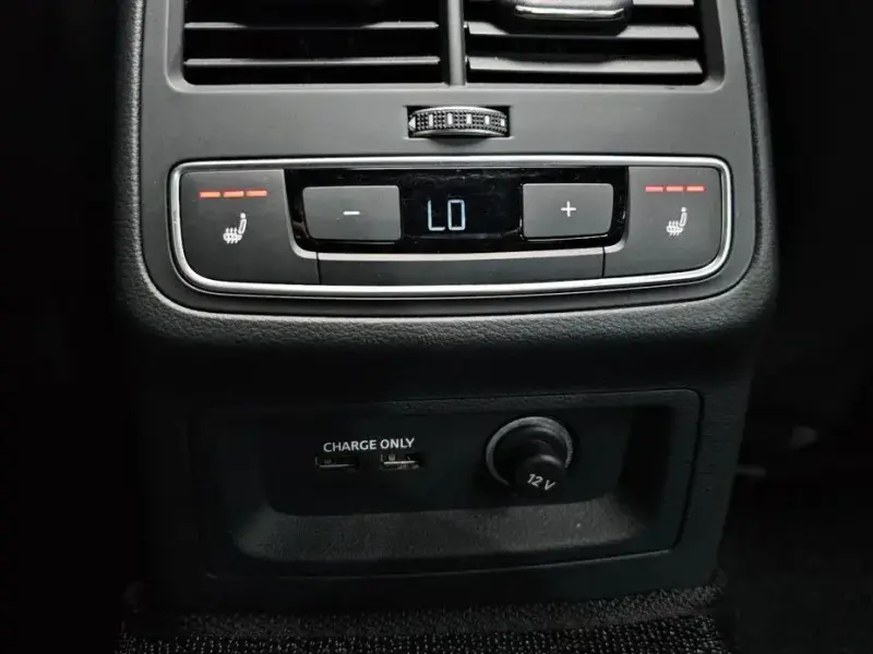 2021 Audi A4 с пробегом 33 690 км