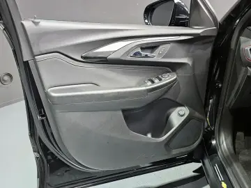 2022 Chevrolet TrailBlazer с пробегом 33 696 км