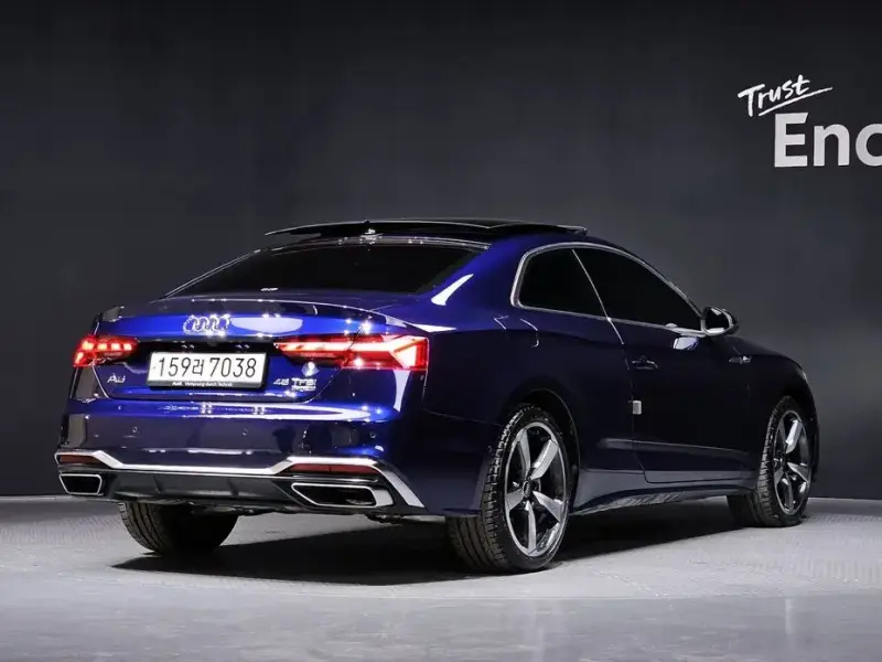 2023 Audi A5 с пробегом 7 577 км