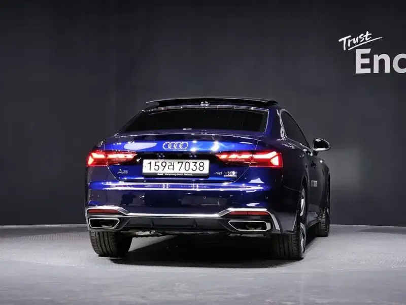 2023 Audi A5 с пробегом 7 577 км