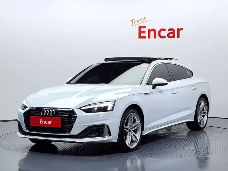 2023 Audi A5 с пробегом 40 277 км