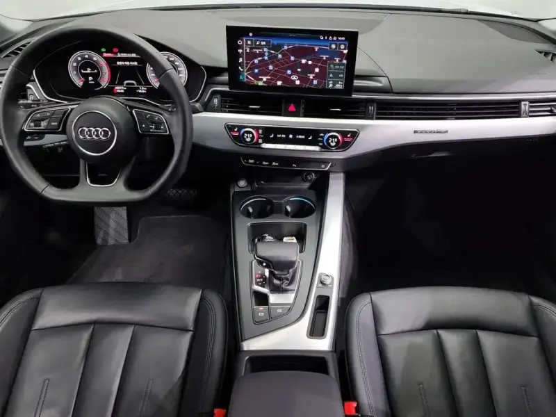 2023 Audi A5 с пробегом 40 277 км