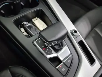 2023 Audi A5 с пробегом 40 277 км