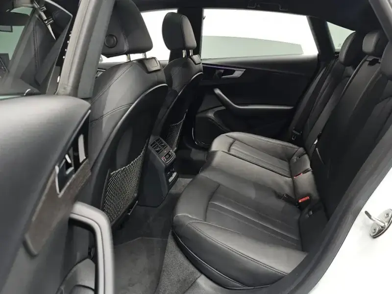 2022 Audi A5 с пробегом 39 168 км