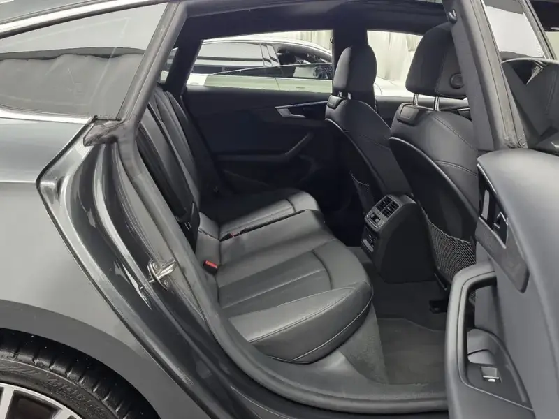 2023 Audi A5 с пробегом 35 541 км