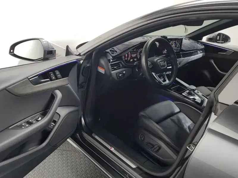 2023 Audi A5 с пробегом 28 956 км