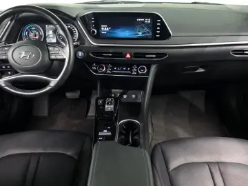 2022 Hyundai Sonata с пробегом 55 739 км