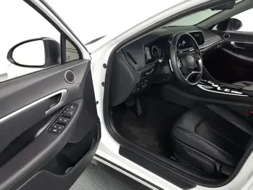 2022 Hyundai Sonata с пробегом 55 739 км