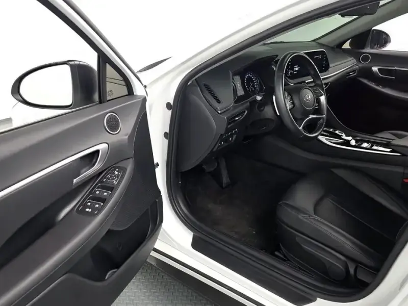 2022 Hyundai Sonata с пробегом 55 739 км