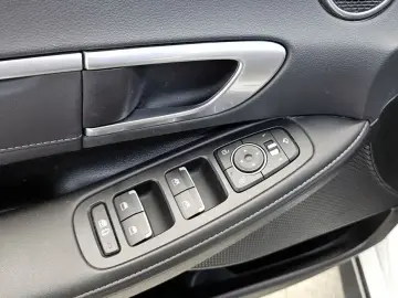 2022 Hyundai Sonata с пробегом 42 725 км