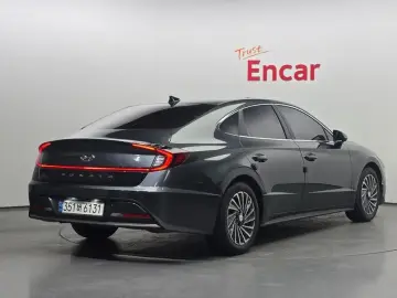 2022 Hyundai Sonata с пробегом 121 374 км
