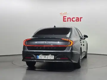 2022 Hyundai Sonata с пробегом 121 374 км